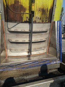 Realizzazioni portellone in inox per dosatore di impianti biogas
